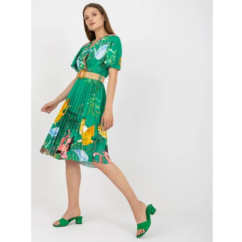 Fashion Hunters Green pleated dress with prints with a belt