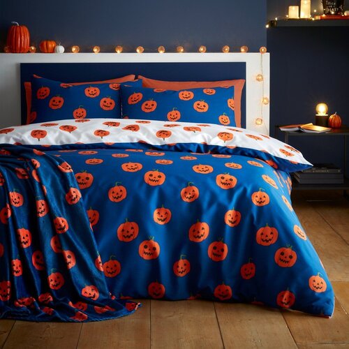 Catherine Lansfield Modra/oranžna odeja z motivom za noč čarovnic iz mikropli&amp;scaron;a 130x170 cm Halloween Pumpkins &amp;ndash; Slike