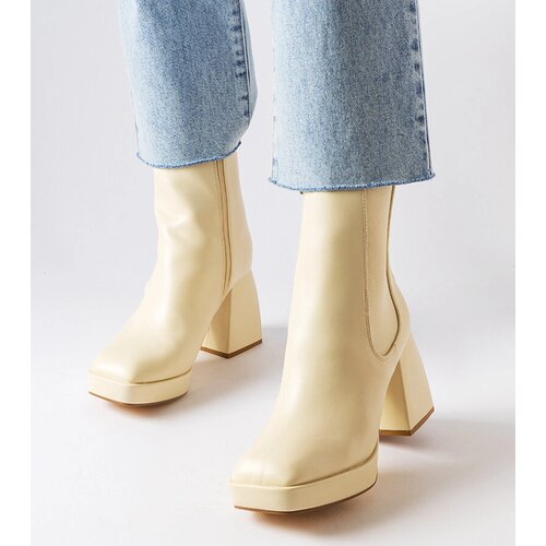 Gemre Beige ankle boots with a chunky heel Watson Cene