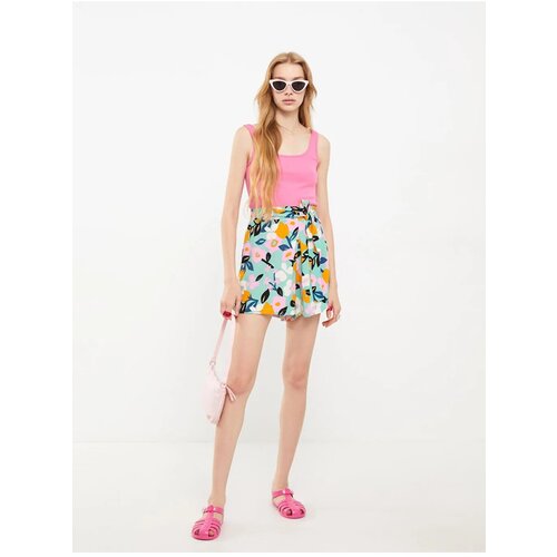 LC Waikiki Elastic Waist, Comfortable Fit and Patterned Viscose Women&amp;#039;s Shorts. Slike