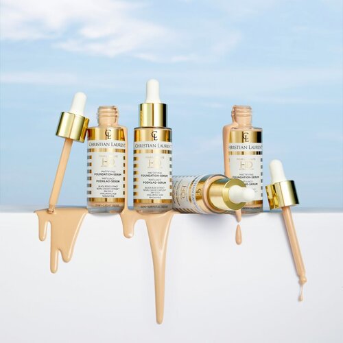 Christian Laurent Pour La Beaut&amp;eacute; HD 4M Pixel Fusion posvetlitvena podlaga za obraz odtenek 01 Light Beige 32 ml Slike