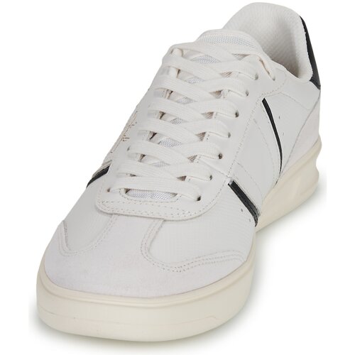 Fred Perry Nizke superge B4 EMBOSSED LEATHER Bela Slike