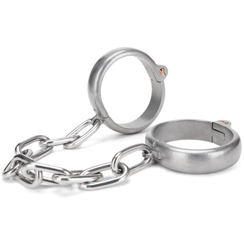 Prowler Red Heavy Duty Hand Cuffs Silver Cene