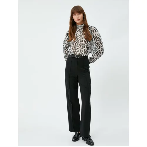 Koton Chiffon blouse with a large collar, Balloon Sleeves, Zebra Patterned