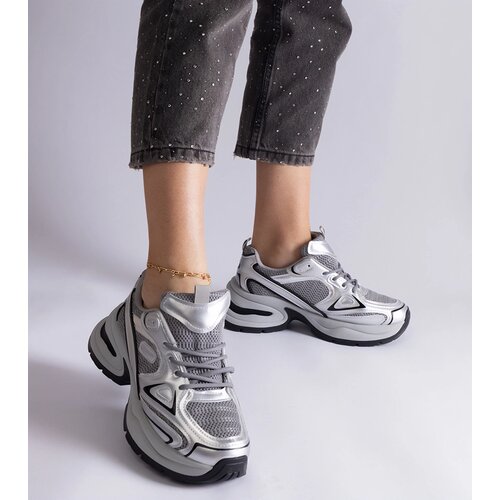 Gemre Silver sneakers on a chunky sole Adoma Cene