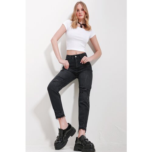 Trend Alaçatı Stili Women's Black High Waist Pocket Mom Jeans Slike