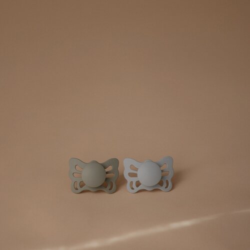 FRIGG&amp;reg; anatomska duda butterfly silicone sage &amp;amp; powder blue Slike