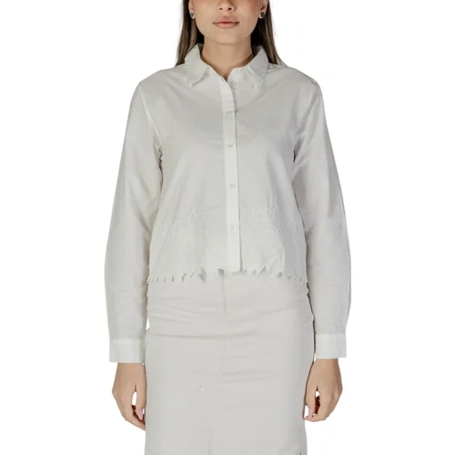 Jacqueline_de_yong Srajce & Bluze Jdynola L/S Short Shirt W. Emb. Wvn 15343797 Bela