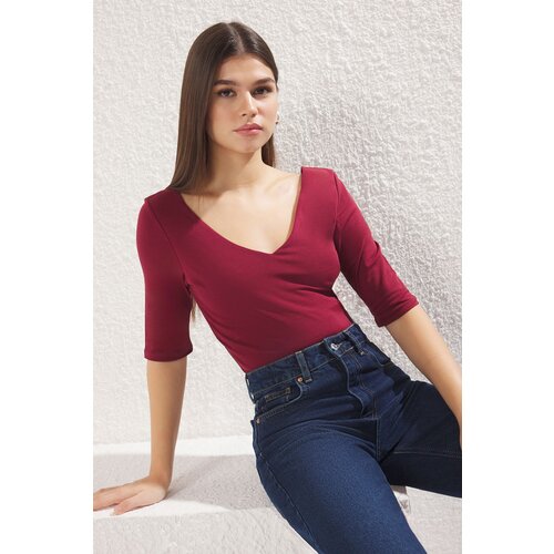 Trendyol Claret Red Fitted/Body-Sit V-Neck Backless Flexible Knitted Blouse Slike