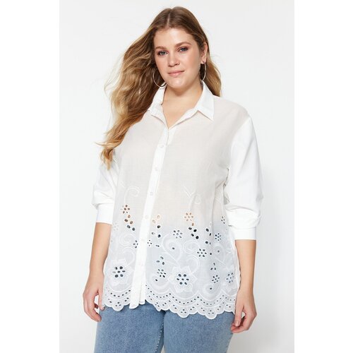 Trendyol Curve White Woven Shirt with Scalloped Detail Cene