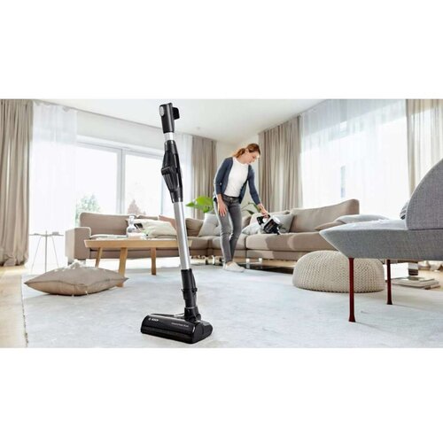 Bosch akumulatorski usisivač BCS 711XXL Slike