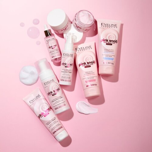 Eveline Cosmetics Pink Snail Glazed Skin Effect nežna čistilna pena za obraz 150 ml Slike