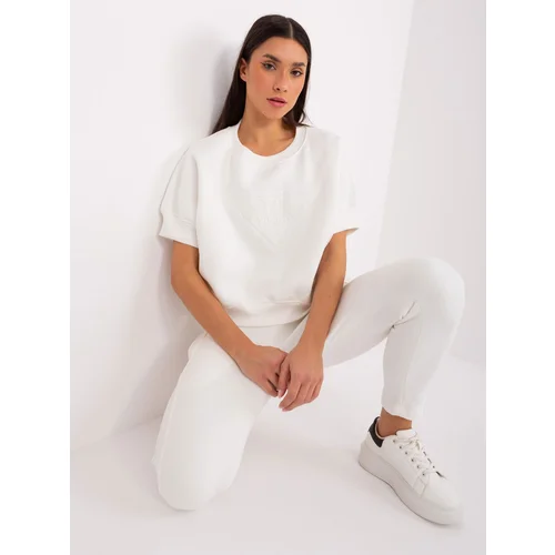 Fashion Hunters Ecru tracksuit with short sleeve sweatshirt