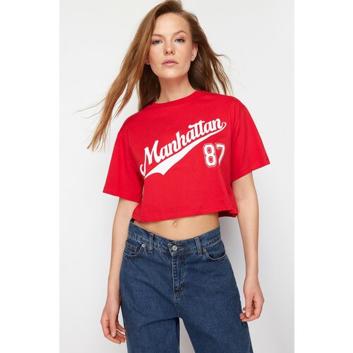 Trendyol Red 100% Cotton Slogan Printed Relaxed/Comfortable Fit Crop Knitted T-Shirt Slike