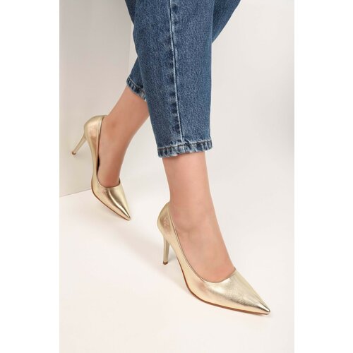 Shoeberry Women's Lyvia Gold Metallic Heeled Shoes Stiletto Cene