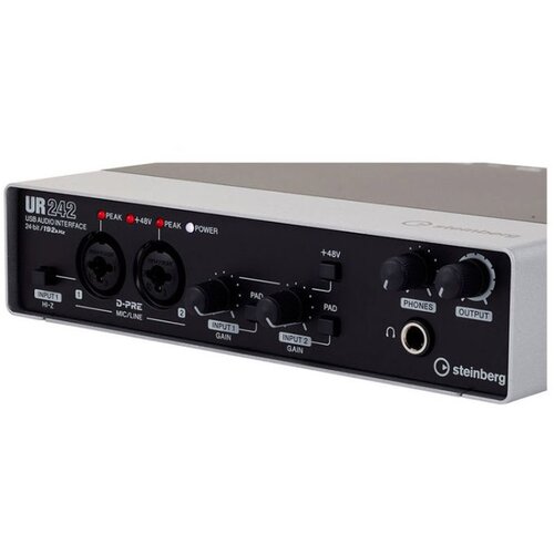 Steinberg UR242 USB zvočna kartica, 24-Bit/192 kHz - - Audio-Kondric Slike