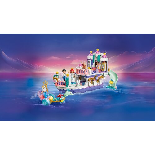 Lego 43299 Arielin kraljevski poročni čoln Slike