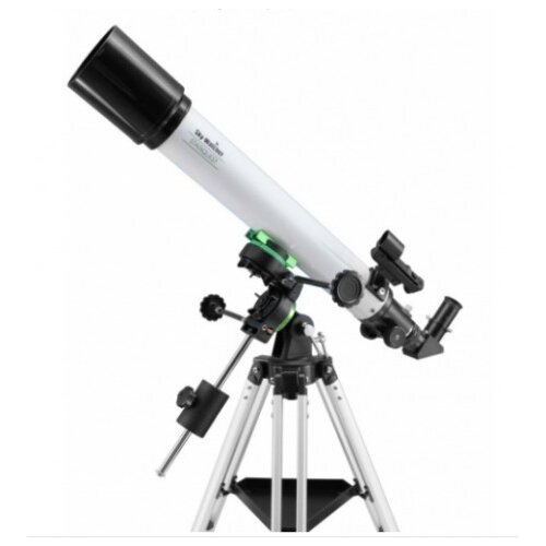 Skywatcher starquest707R (70/700) refractor on mount ( SWR707SQuest