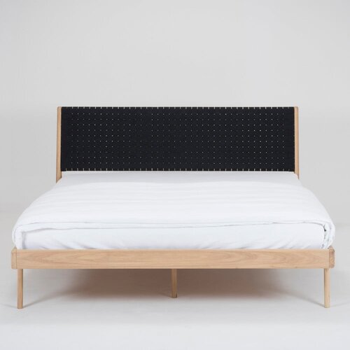 Gazzda krevet od punog hrasta s crnim uzglavljem Fawn, 160 x 200 cm Cijene