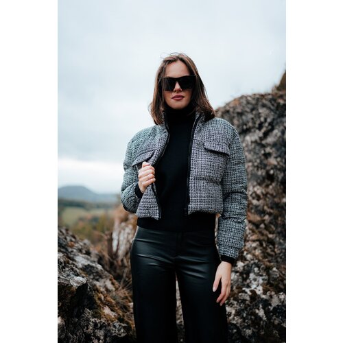 Trendyol Black Tweed Crop Down Jacket Slike