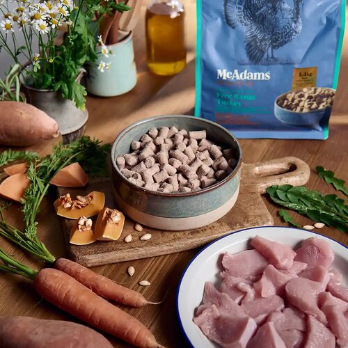 McAdams Raw Preserve liofilizovana hrana za pse, ćuretina iz slobodnog uzgoja 1.5 kg Slike