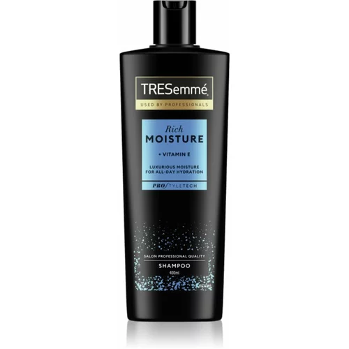 TRESemmé Rich Moisture vlažilni šampon z vitaminom E Pro Style Technologie™ 400 ml