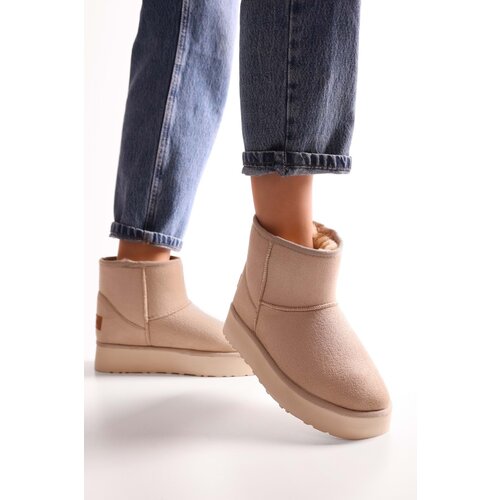 Shoeberry Women&amp;#039;s Uggy Beige Short Suede Boots with Pile Inside Beige Textile. Slike