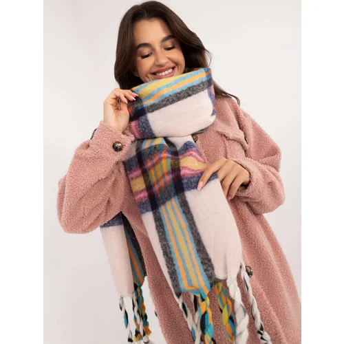 Fashion Hunters Light pink women's checkered scarf