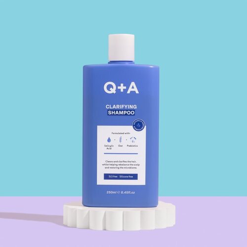Q+A Clarifying &amp;scaron;ampon za dubinsko či&amp;scaron;ćenje 250 ml Slike