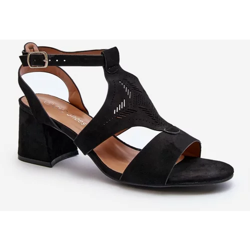 Kesi Black low-heeled sandals Eleriva