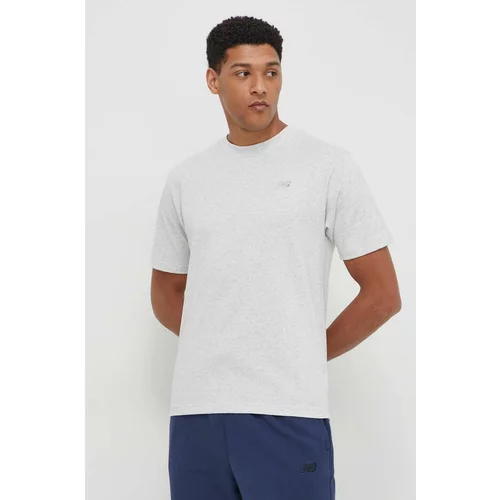 New Balance Bombažna kratka majica moški, siva barva