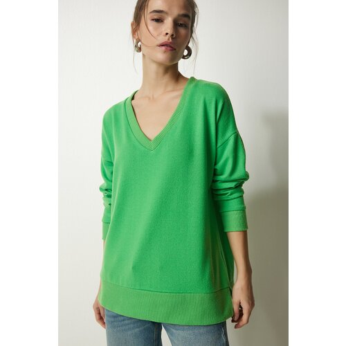  Women's Light Green V-Neck Soft Knitted Sweater Cene