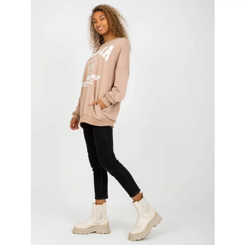 Fashion Hunters Loose beige sweatshirt with a print and a round neckline