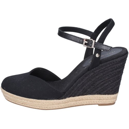 Tommy Hilfiger Sandali &amp;amp; Odprti čevlji BE221 Črna Slike