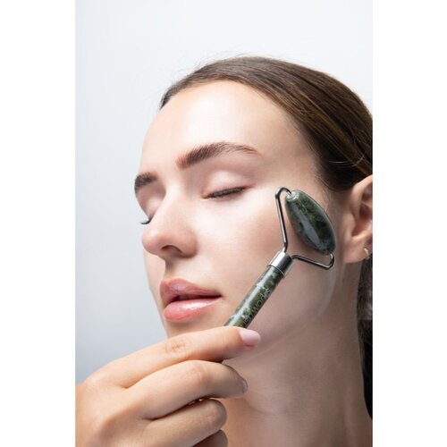 Brushworks HD Jade Roller valjak za masažu za lice i oči 1 kom Slike