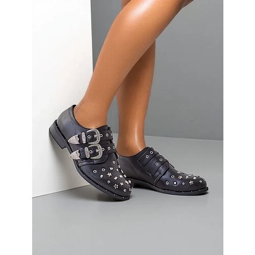 Resti Women's low shoes with studs and buckles Goffel Cene