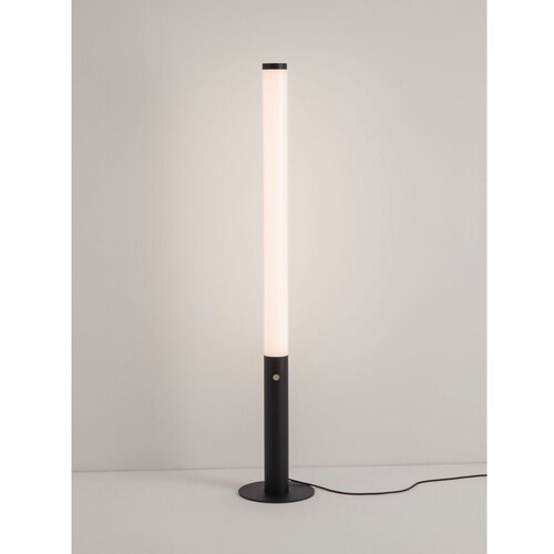 Nova Luce Mat črna jeklena LED zatemnitvena stoječa svetilka s senčilom iz akrilnega stekla (vi&amp;scaron;ina 141 cm) Glaze &amp;ndash; Slike