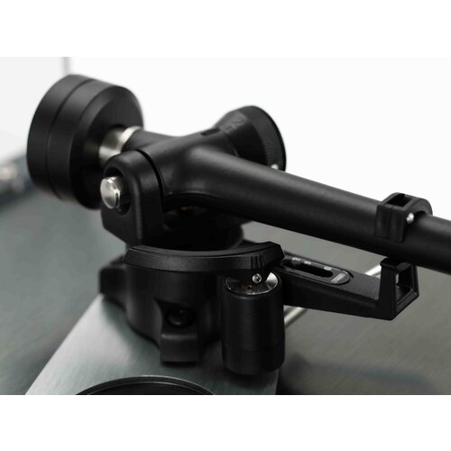 Rega Planar 3RS + Neo PSU MK2 gramofon s prijemnikom za zvuk Slike