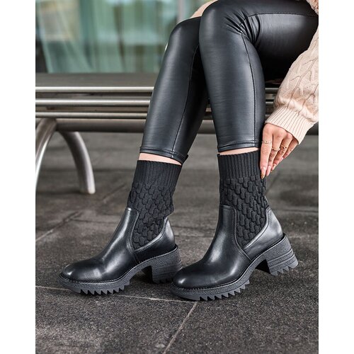 Resti Black women's Acigog flat heeled boots Cene
