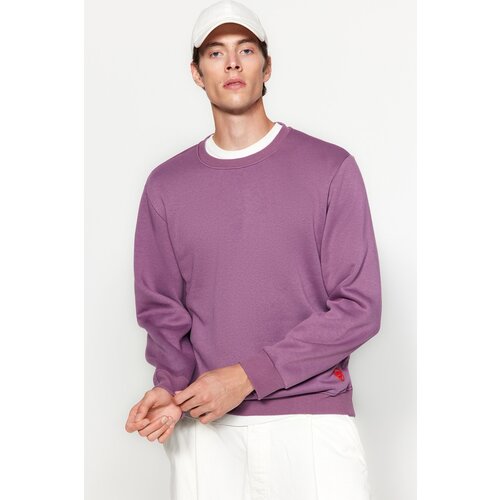 Trendyol Lilac Men Regular/Regular Cut, Crew Neck Silicone Label Detail, Fleece Interior Sweatshirt. Slike