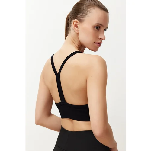 Trendyol Black Seamless/Seamless Support/Shaping Halterneck Knitted Sports Bra