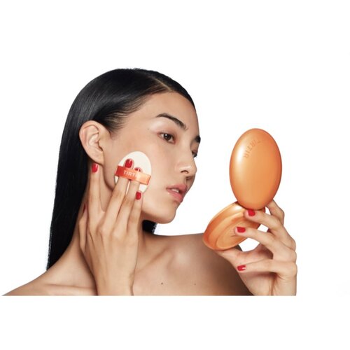 TIRTIR Mask Fit AI Fliter Cushion dolgoobstojni tekoči puder v gobici z mat učinkom odtenek 17N Vanilla 18 g Slike