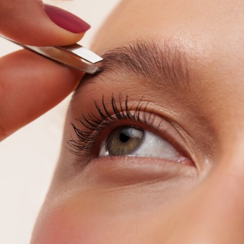 Gabriella Salvete Eyebrow Palette set za popolne obrvi odtenek 02 In My Brunette Era 5.2 g Slike
