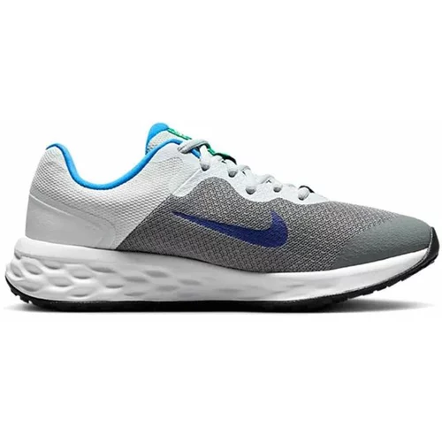 Nike Čevlji Revolution 6 Nn (GS) DD1096 008 Siva