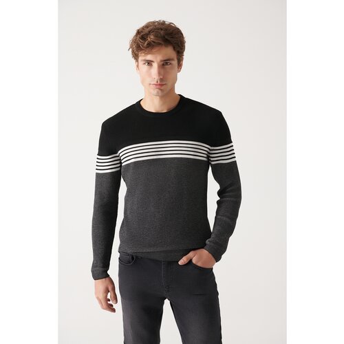 Avva Men's Black Crew Neck Panel Detailed Thessaloniki Standard Fit Normal Cut Knitwear Sweater Slike