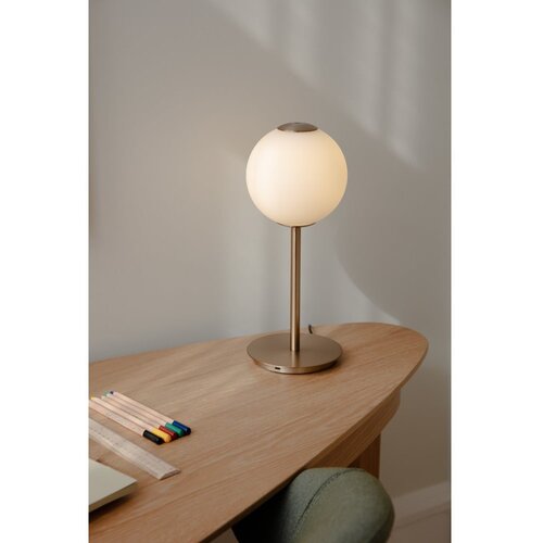 UMAGE Medeninasta kovinska LED zatemnitvena namizna svetilka s steklenim senčilom (vi&amp;scaron;ina 37 cm) Audrey Table &amp;ndash; Slike