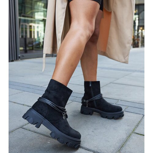 Gemre Black ankle boots with decorative Geraldo bracelet Cene