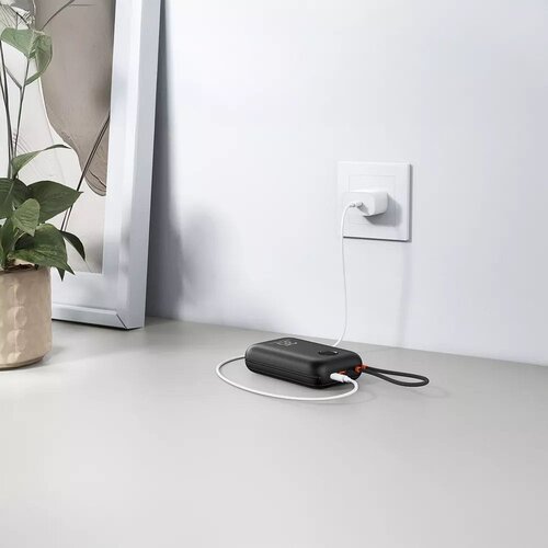 Powerbank Veger K3 PD QC3.0 35W 30000 mAh z vgrajenima Type-C / Lightning kabli črne barve Slike