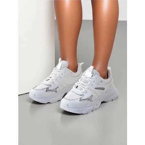Resti Women's sporty sneakers on a thicker sole Aimo Cene