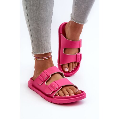 Big Star Lightweight Women's Foam Slippers with Fuchsia Buckles Cene